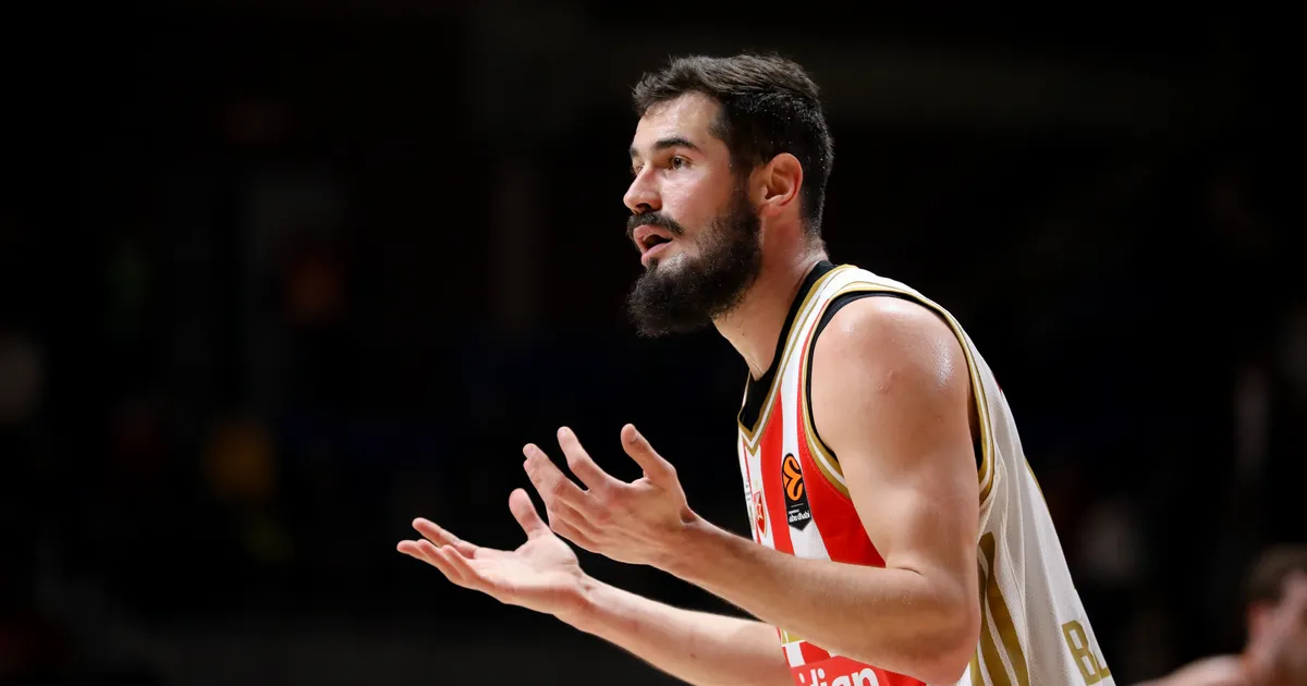 Saznajemo: Nikola Kalinić odlazi iz Zvezde?! Ibon Navaro ga nema u planu svog tima