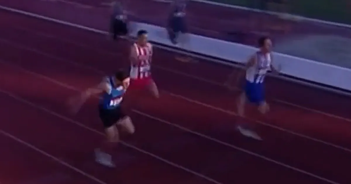 Ovo nikada niste videli u trci na 100 metara, atletičar mislio da je kraj, Aleksa 11. put u nizu najbrži Srbin