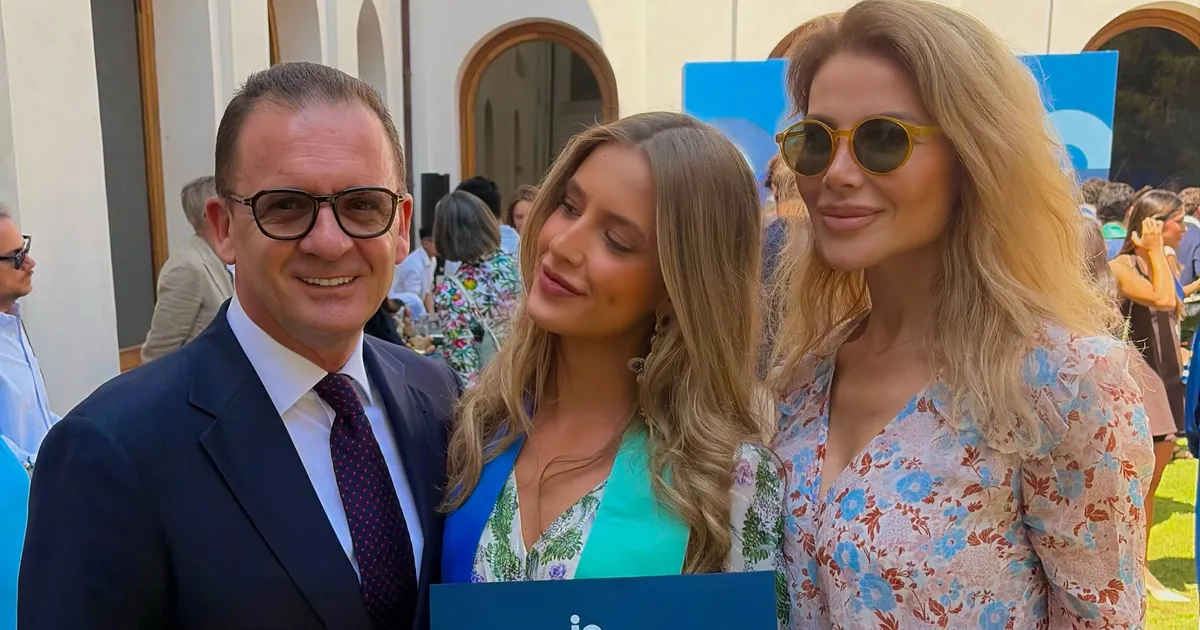 Ćerka Predraga Mijatovića oduševila svog tatu, Lola je manekenka, sada je njena mama zbog nje plakala