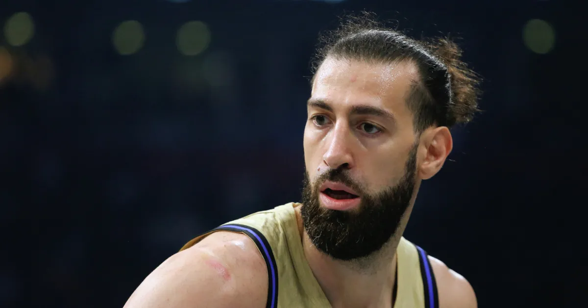 Povezivali ga sa Partizanom, a on potpisao za šampiona ABA lige!