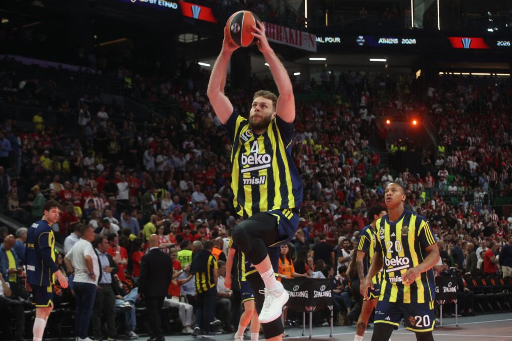FAJNAL - FOR EVROLIGE: Olimpijakos - Fenerbahče! Kakav šok odmah na startu!