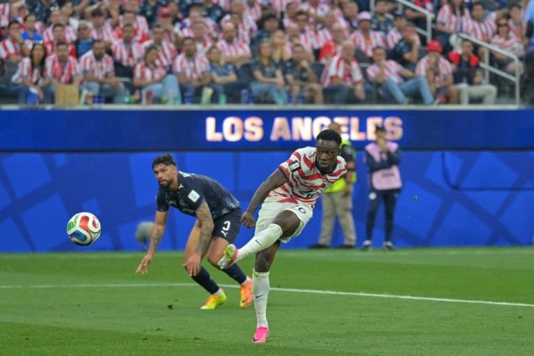 SLUČAJNO POSTAO AMERIKANAC! Mundijalski heroj SAD uopšte nije trebalo da ima to državljanstvo!