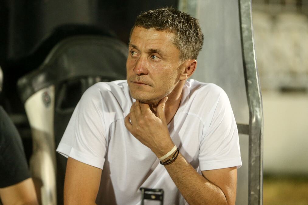 UDARNA VEST IZ HUMSKE, SAŠA ILIĆ PRELOMIO! Poznato je da li Partizan mora da traži novog trenera!