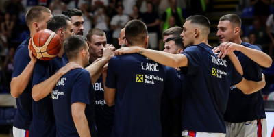 U Sarajevu grmelo: "Srbijo, ku*vo balkanska", u Beogradu zvižduci, pa aplauzi