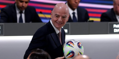 Raskrinkavanje! Evo koliko je novca od UEFA zaradila Infantinova ljubavnica