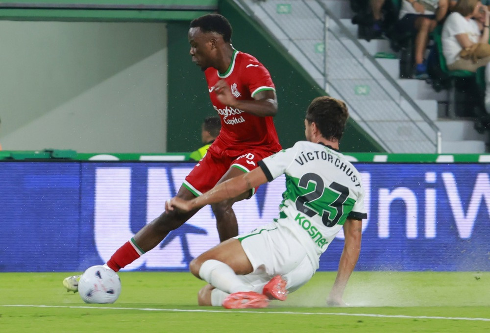 (VIDEO) Triler u Alikanteu - Umesto 0:3, VAR pa crveni i 2:2 i na kraju pobeda Sosijedada u 90+ sa igračem manje