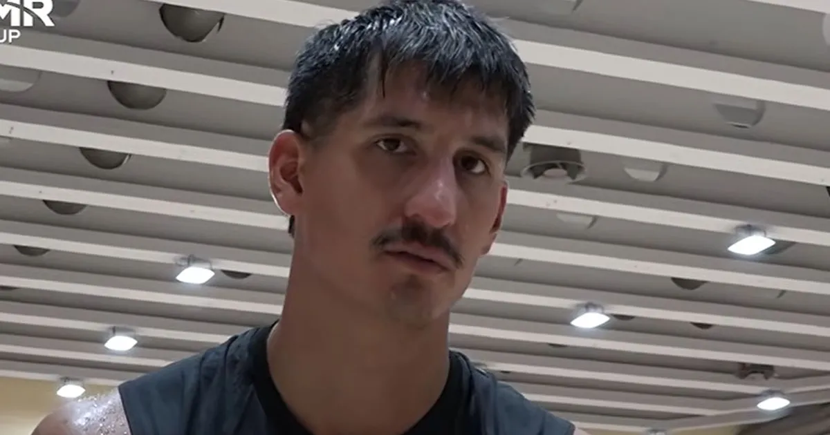 Derik Vilis o Beogradu: "Bio sam kao kolumbijski diler droge, pokazali mi srednji prst, oduševio sam se"