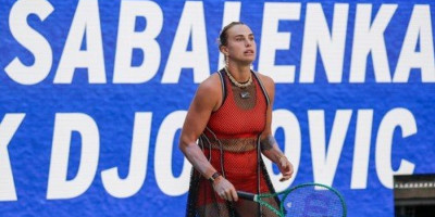 Sabalenka se pojavila u seksi providnoj haljini, pa začepila usta pljuvačima (FOTO)