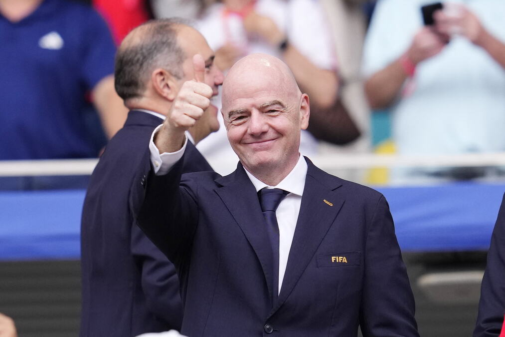 ZEMLJOTRES! DOKUMENT KOJI MENJA SLIKU! Sve je procurilo u javnost: Đani Infantino planirao da pravi Fifa Superligu! ISPLIVALI ŠOKANTNI DETALJI