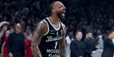 Karlik Džons brutalno utišao kritičare: "Bolje pazite šta pričate o meni! (FOTO)