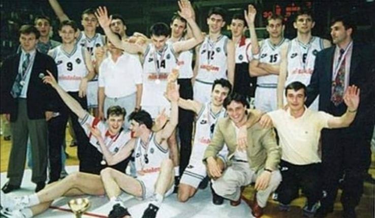 PRVI PUT JOŠ OD 1992. GODINE I OSVOJENE TITULE ŠAMPIONA EVROPE! Partizan i Grobari u transu posle Bajerna!