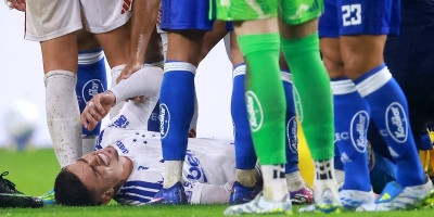Koja je primerena kazna za "mesare na fudbalskom terenu? Ovo nikad nije viđeno