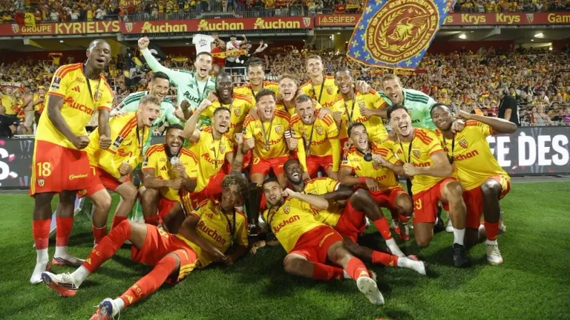 Čudo u Francuskoj! PSŽ izgubio trofej iako je sat vremena imao igrača više