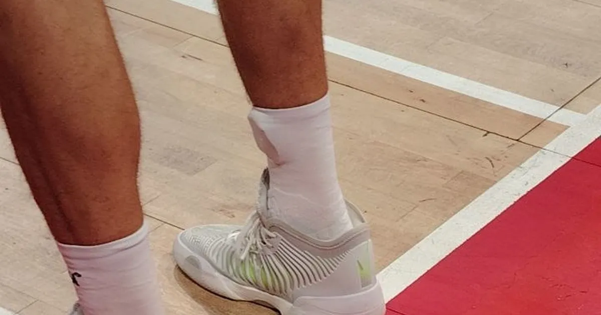 Šta je to Nikola Jokić nosio u čarapi na zagrevanju pred meč sa Islandom?