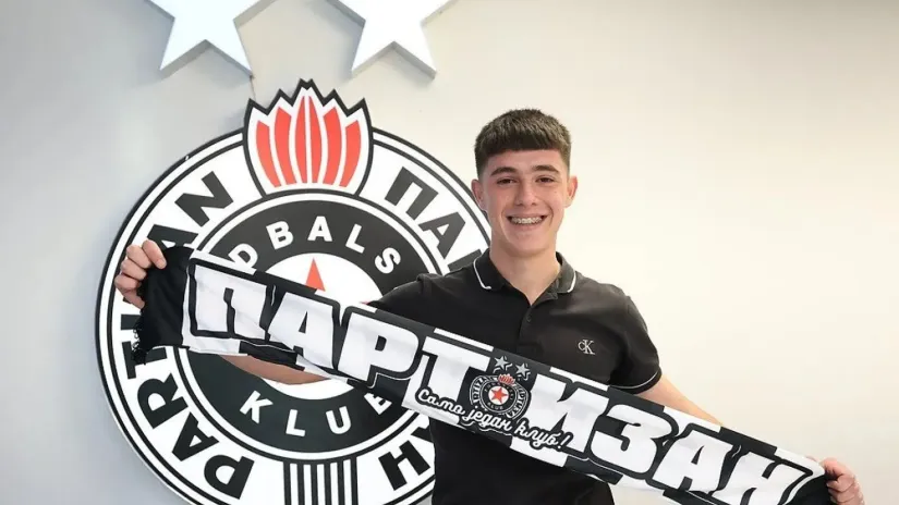 Partizan pustio Radića u Almeriju, Španci tvrde stigao kao slobodan igrač