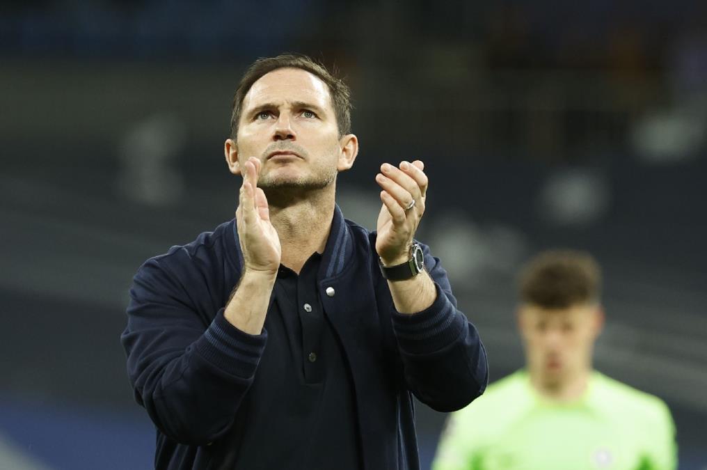 FRENK LAMPARD BLISTA! Koventri pregazio Njukasl, legendarni Englez poslao jasnu poruku: "Ovo je bila kompletna partija!"