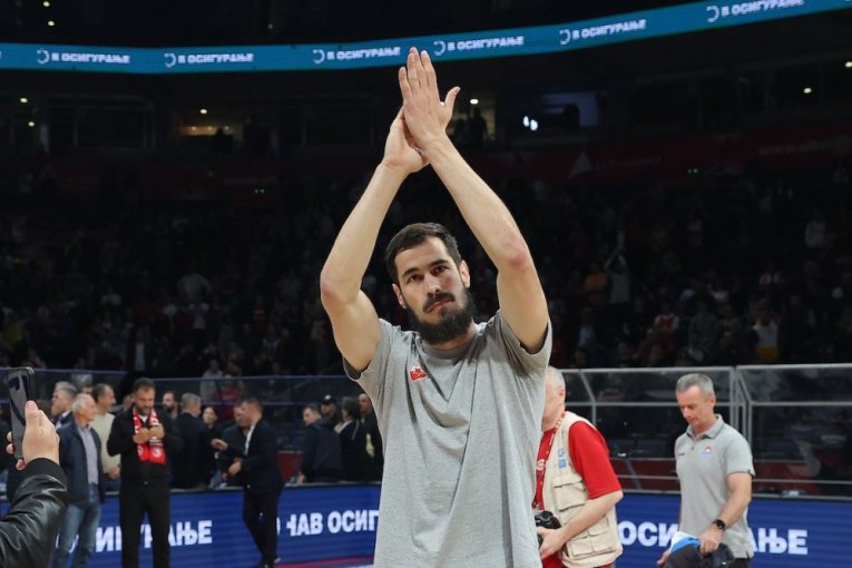 "VIDELO SE DA JE NA IVICI!"Čuveni trener prokomentarisao Kalinićev odlazak u penziju!