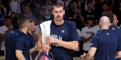 Panika u Denveru: Nikola Jokić podigao alarm među Nagetsima na maksimum (FOTO)