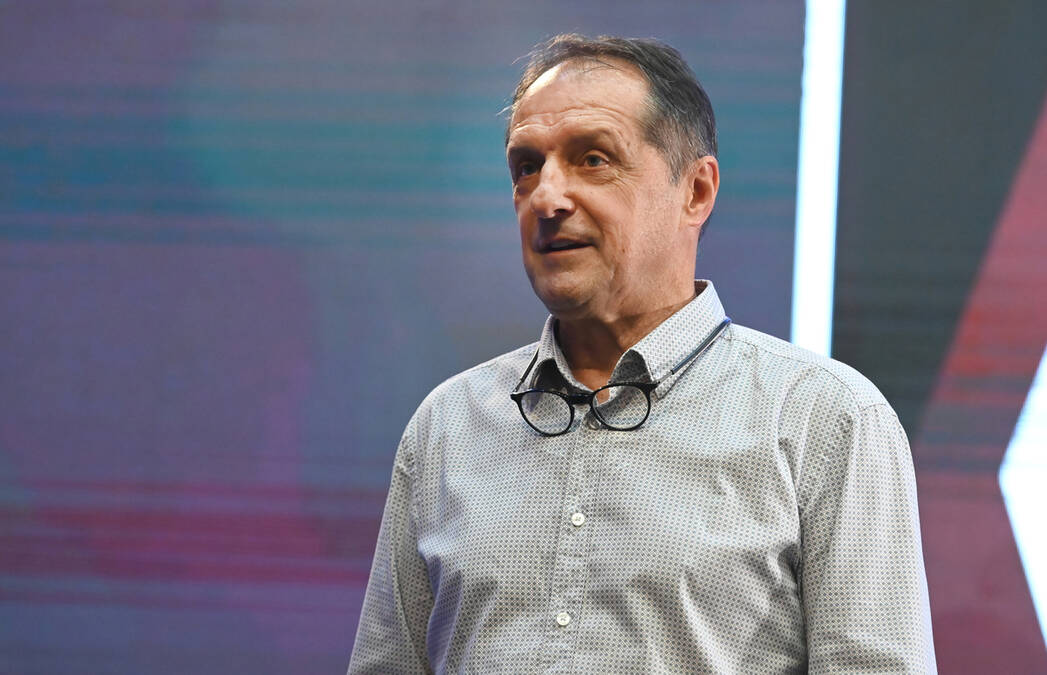 Faruk Hadžibegić: "Slome te u Zagrebu, slome te u Sarajevu... Sreća je imati tako nešto"