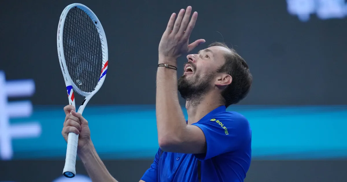 Medvedev razočarao, rugao se Srbinu, pa poručio: "Novak Đoković ne treba da dobije pozivnicu"