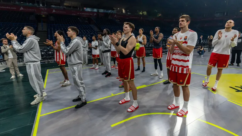 Dejan Davidovac: Prvo poluvreme se nismo ni pojavili, teško je vratiti se pred njihovim navijačima