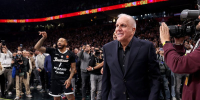 Crno-beli ne mogu bez Karlika Džonsa: Obradović i Panatinaikos razbili Partizan u Areni!