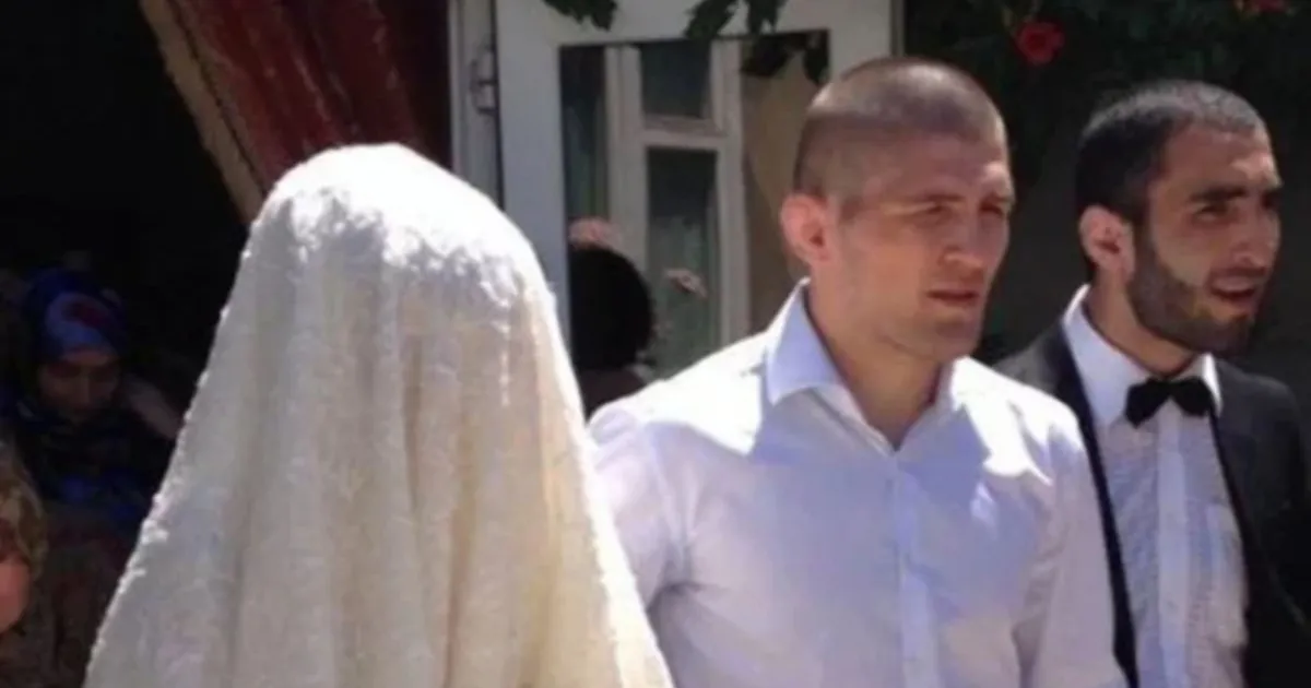 Misterija Habibove žene: Oženio rođaku, lice joj videli samo on i porodica, pojavila se jedna njena fotka