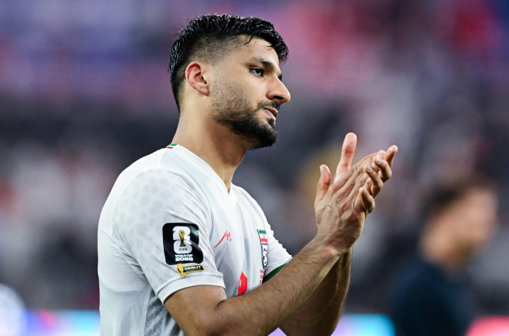 Šta ti bi? Iranac postigao gol na američkom tlu, pa "upucao" publiku VIDEO