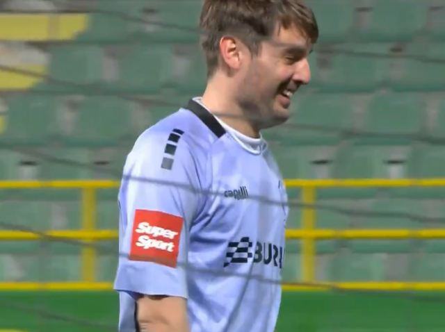 APSURDAN GOL IZ HRVATSKE OBILAZI PLANETU: Svet gleda i ne veruje šta se desilo na stadionu u Puli