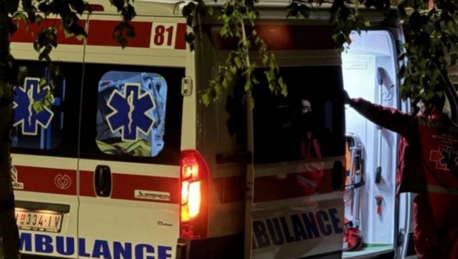 TRAGEDIJA U ZEMUNU! Fudbaler se srušio usred utakmice i umro