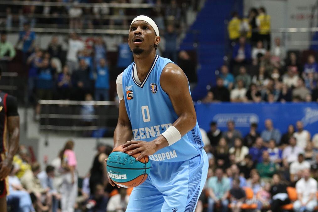 VIRTUS AKTIVIRAO BOMBU: Kapiten Zenita stiže u Bolonju!