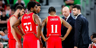 Ponavlja se crni scenario iz sezone 2007/08? Olimpija preti da eliminiše Zvezdu, alarm na Malom Kalemegdanu