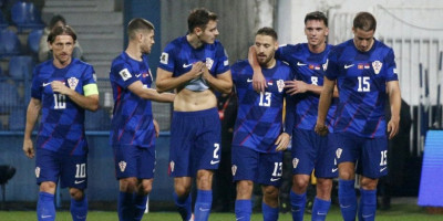 Hrvati kriju šta jedu i piju na Mundijalu! Zaposleni popio otkaz jer je odao tajne reprezentacije