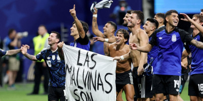 Argentinci će nadrljati zbog ovoga, čeka ih žestoka kazna pred finale - Englezi bljuju vatru (FOTO)