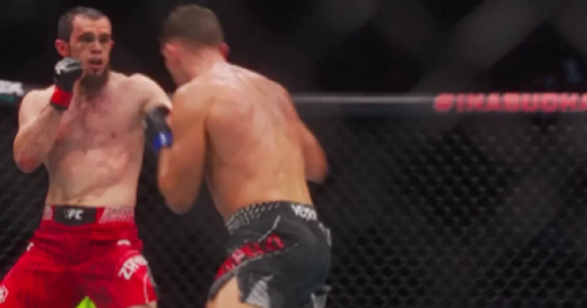 UFC dobio novu "zver"! Dagestanac na debiju "demolirao" Poljaka, tukao ga laktovima