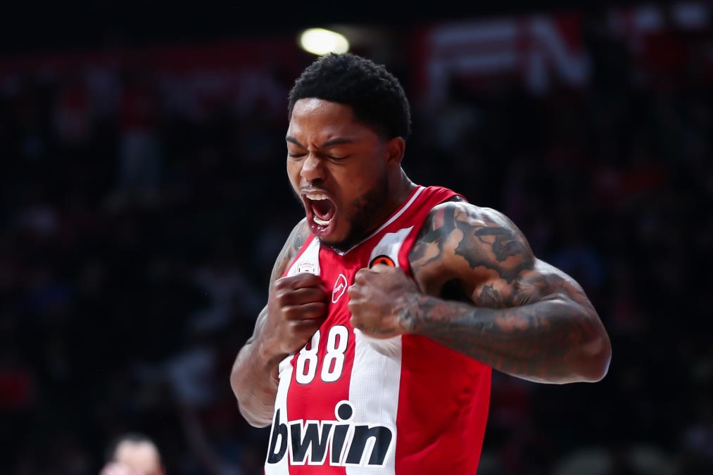 TAJRIK DŽONS USPEŠNO OPERISAN! Olimpijakos se odmah oglasio - bivši centar Partizana propušta meč sa Crvenom zvezdom!