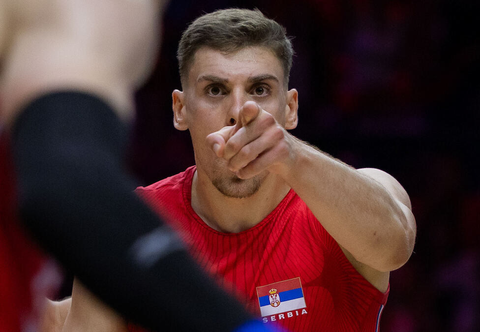 KO JE SRBIN O KOJEM BRUJI PLANETA? Sanjao da bude fudbaler, a onda je sa 15 godina promenio sport! Danas ispisuje istoriju u dresu Srbije