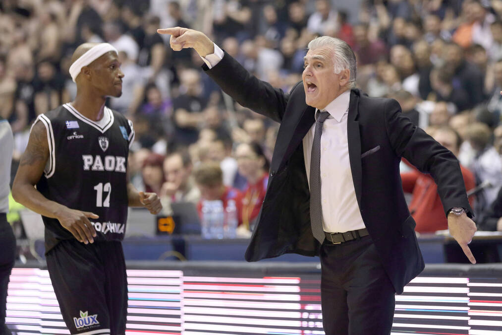 Grčka se oprašta od legende: Preminuo Sulis Markopulos, jedan od najvećih
