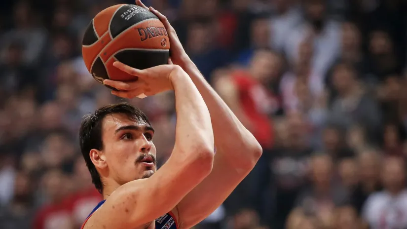 Efes dobio Tomovićevu Lokomotivu: Šarić punio kolone, Pokuševski bez ritma