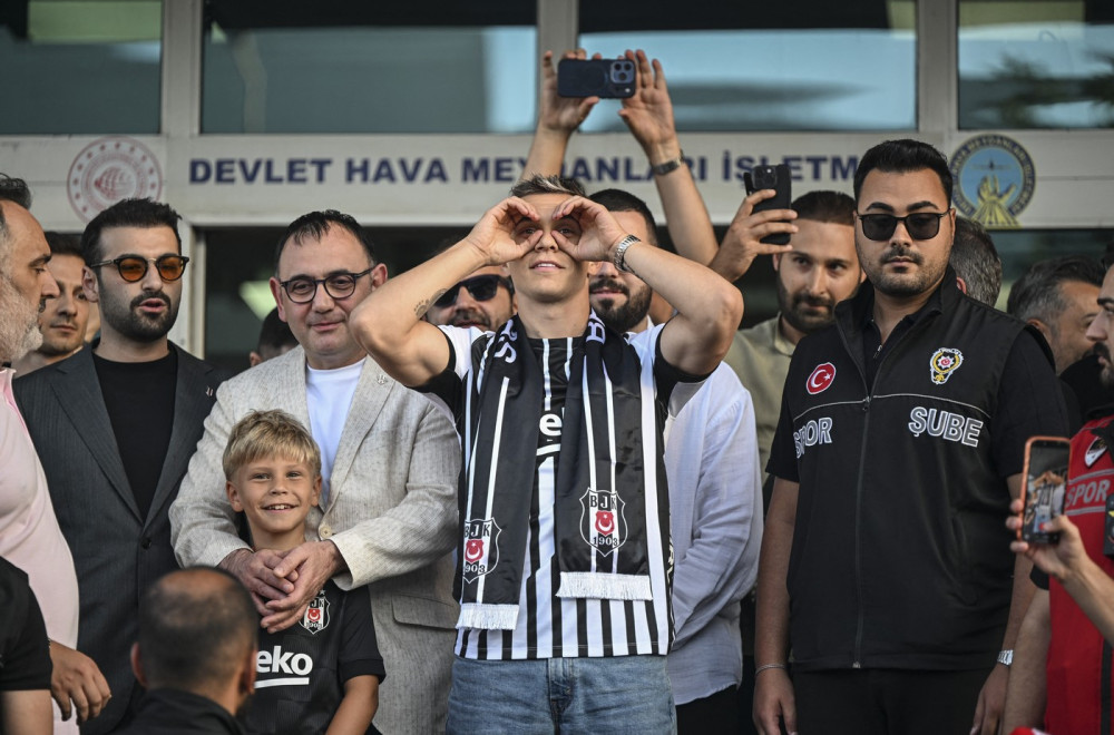 Važan šraf Arsenalove šampionske sezone otišao u Istanbul VIDEO