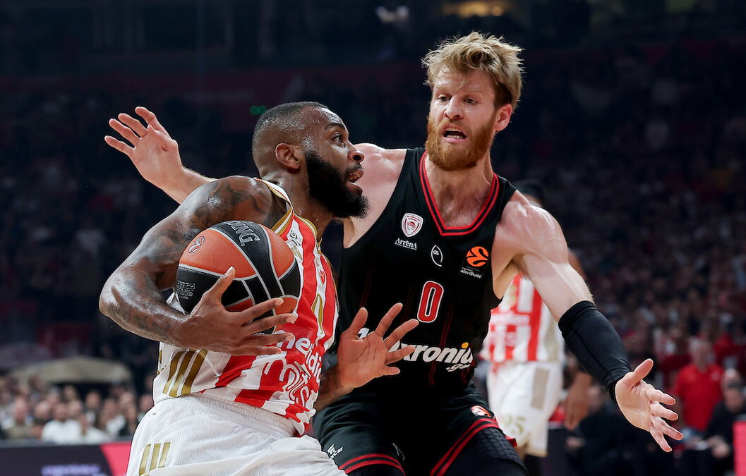 DUBAI NE ODUSTAJE, OLIMPIJAKOS REKAO "NE"! Dve ponude za Vokapa - Pirej zaključao vrata!
