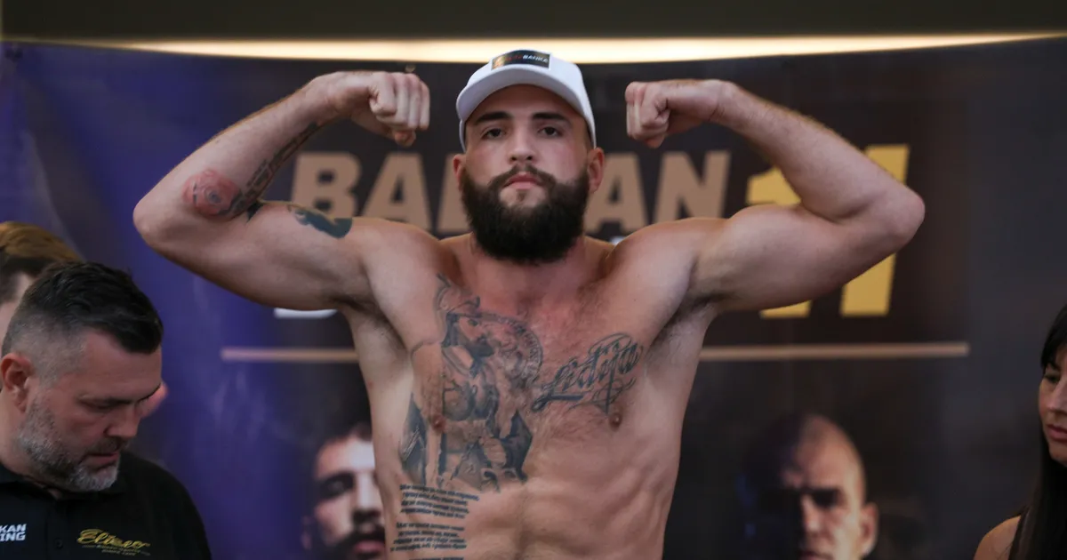 Sve je spremno za spektakl u Ložionici! Svi borci tačni na vagi pred Balkan Boxing 11, čeka nas "vatromet"