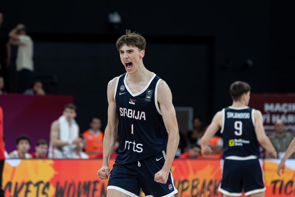 AMERIKANCI SE OTIMAJU ZA SRPSKOG BISERA! Matija ima samo 17 godina, a američki košarkaški giganti bore se SVIM SILAMA za njegov potpis!