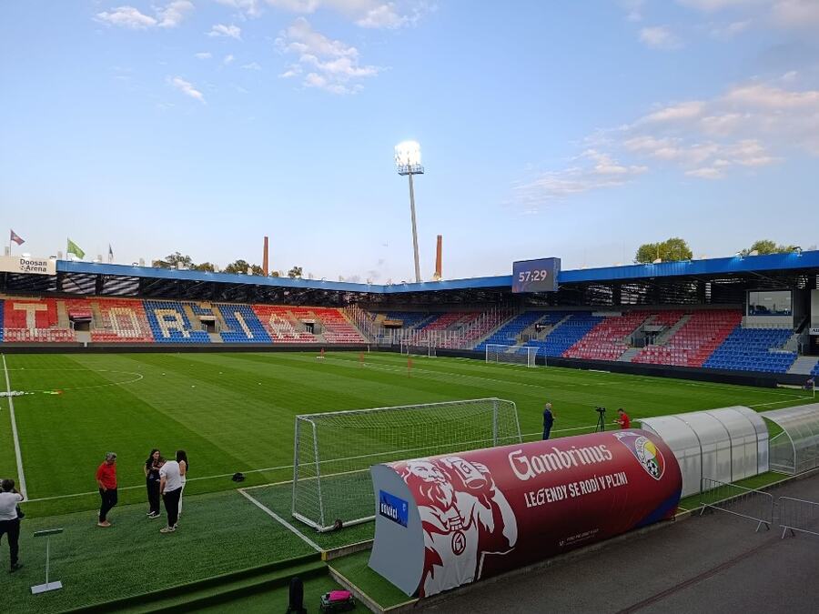 FUDBALSKA LEPOTICA NA KOJOJ ĆE IGRATI ZVEZDA IMA NEVEROVATNU ISTORIJU: Koštala je 20 miliona evra, a ovde su bili Real, Bajern, Barselona...