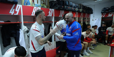 Nikad viđeno! Arnautović i Stanković na treningu pred finale Lige šampiona (FOTO)
