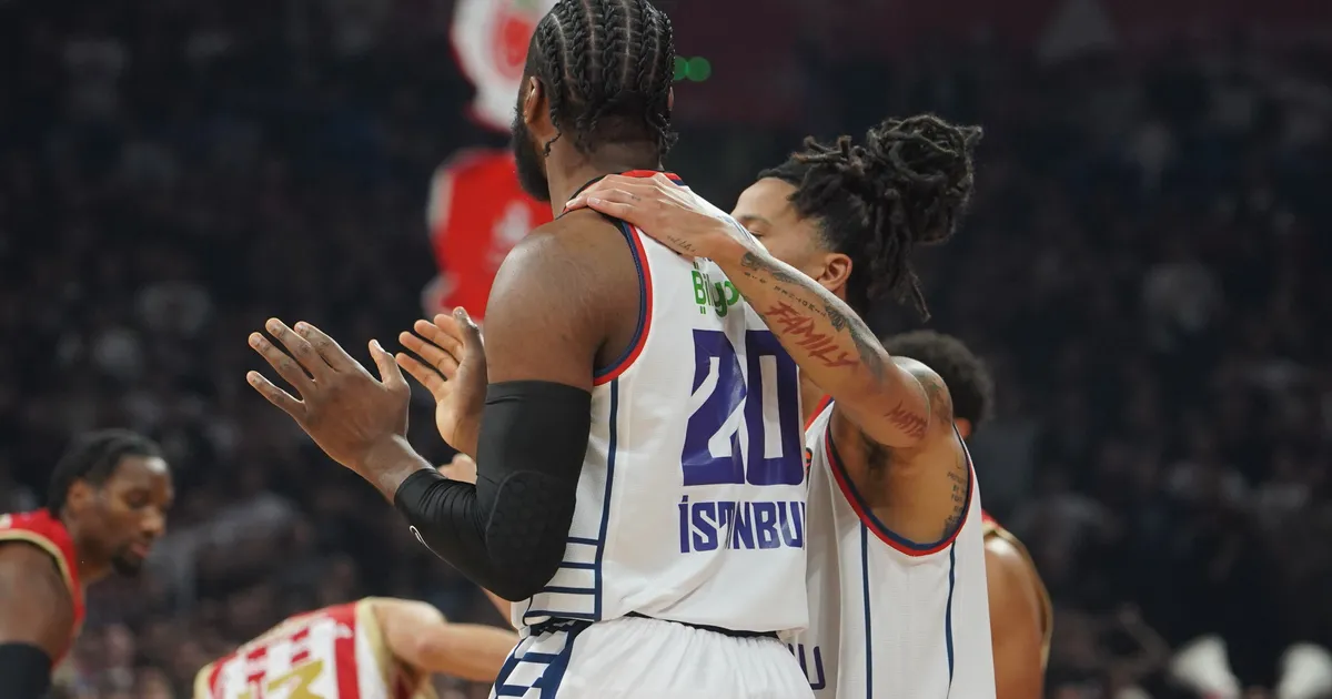 Efes priredio veliko iznenađenje, potpuno razmontirao Obradovićev Panatinaikos