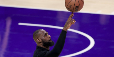 Ne radim ovo zbog novca! Oglasio se Lebron i otkrio zbog čega je izabrao Filadelfiju