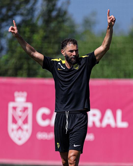 PUČE TIKVA! Karim Benzema raskinuo ugovor!