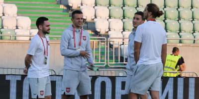 Razbio je prozor, staklo se odbilo i poseklo mu mišić! Krajnje bizarna povreda reprezentativca Srbije