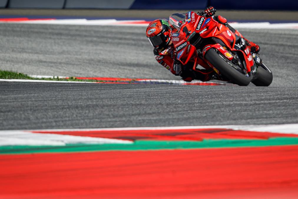 DOMINACIJA! Banjaja pobedio u Moto GP sprint trci u Češkoj